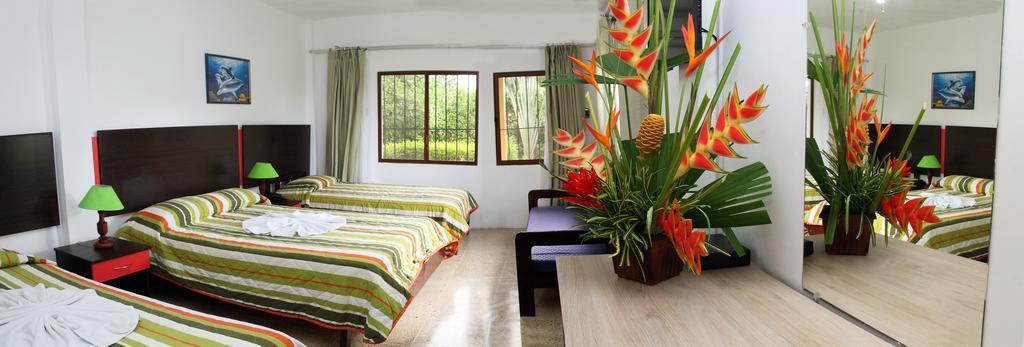 Hotel Puerto Ballesta Tonsupa Kamer foto
