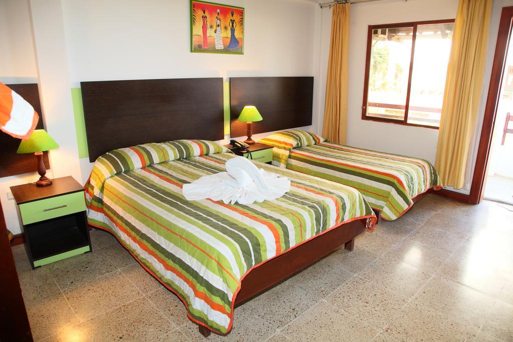 Hotel Puerto Ballesta Tonsupa Kamer foto