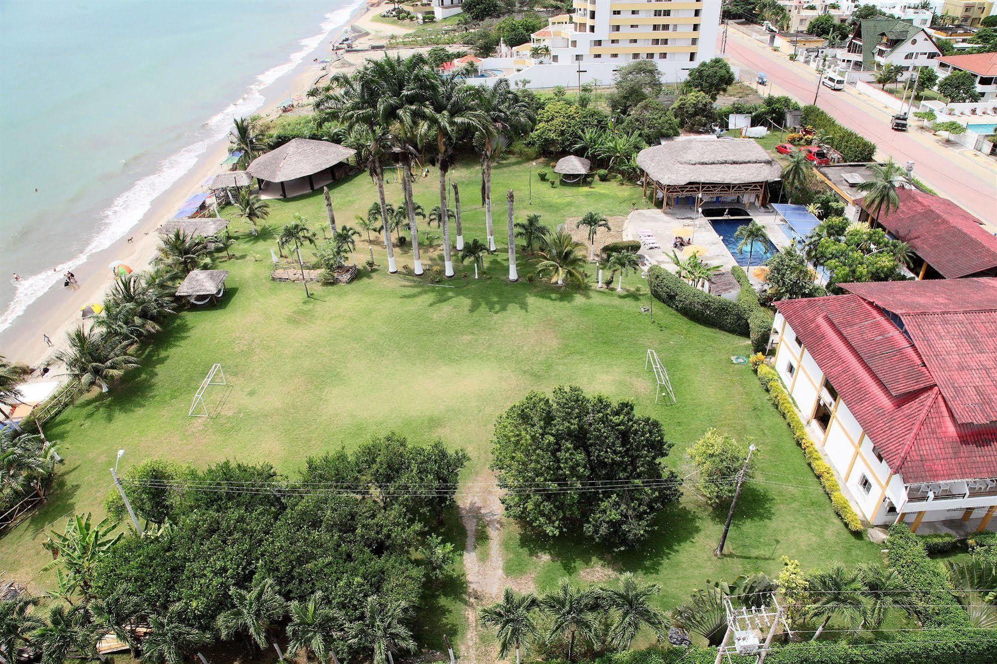 Hotel Puerto Ballesta Tonsupa Buitenkant foto
