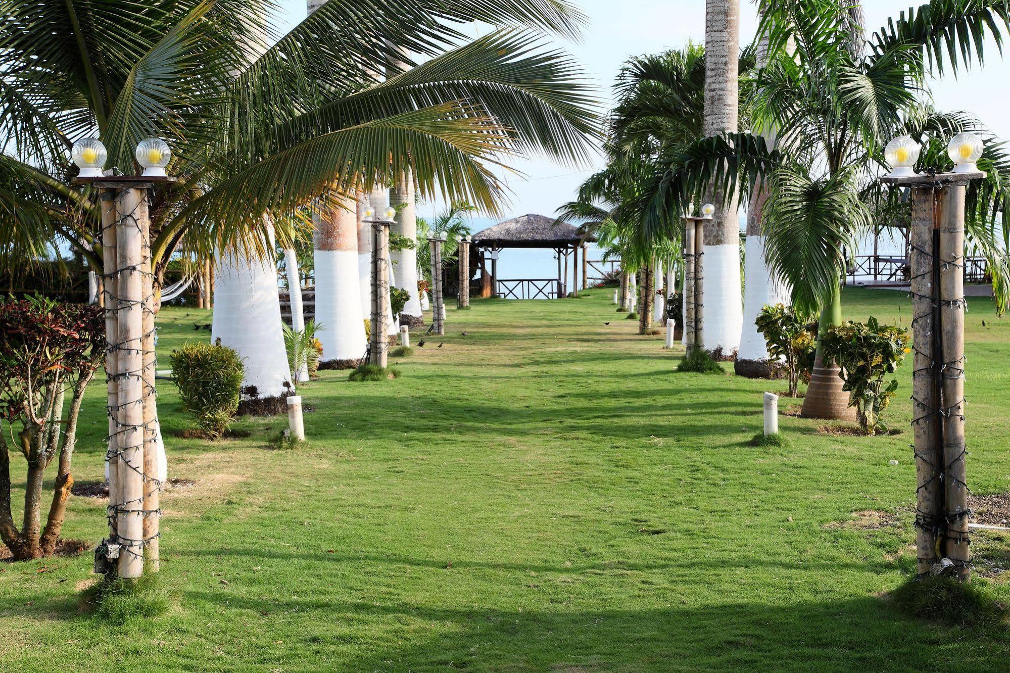 Hotel Puerto Ballesta Tonsupa Buitenkant foto